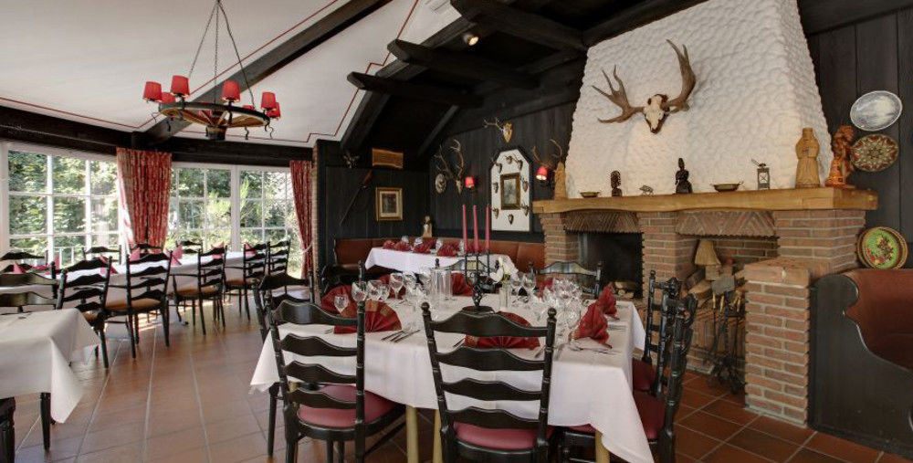Hotel Restaurant Zum Jaegerheim Wendeburg Exterior foto