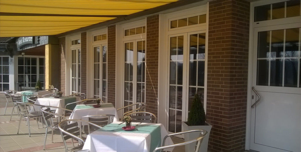 Hotel Restaurant Zum Jaegerheim Wendeburg Exterior foto